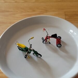 Department 56 Village Bicycle And Tricycle Set